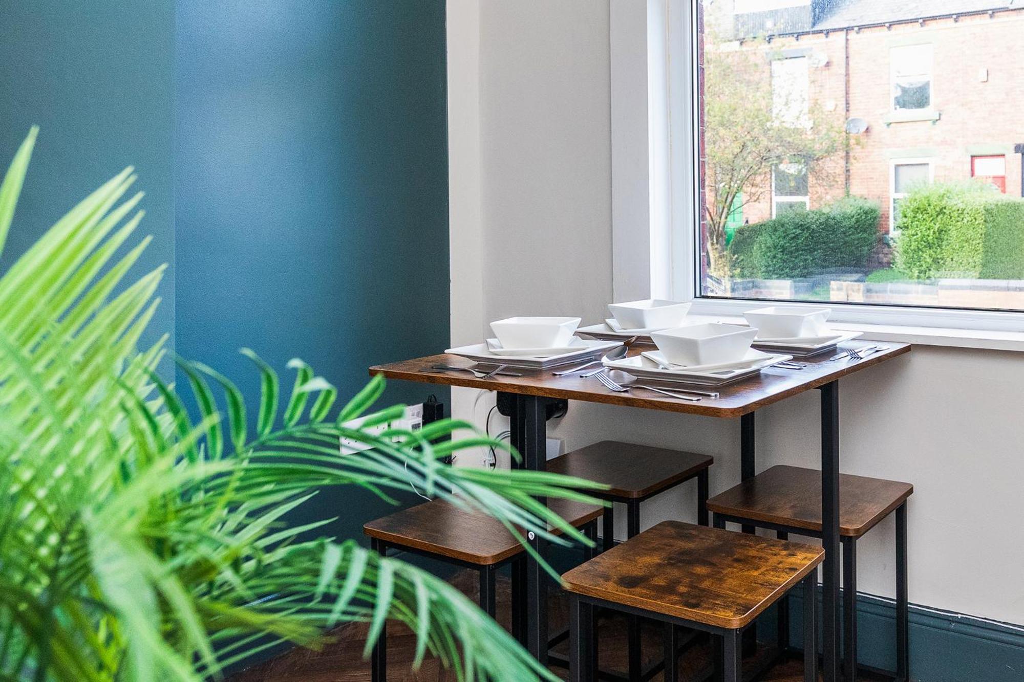 Spacious Two Bed House In Headingley リーズ エクステリア 写真