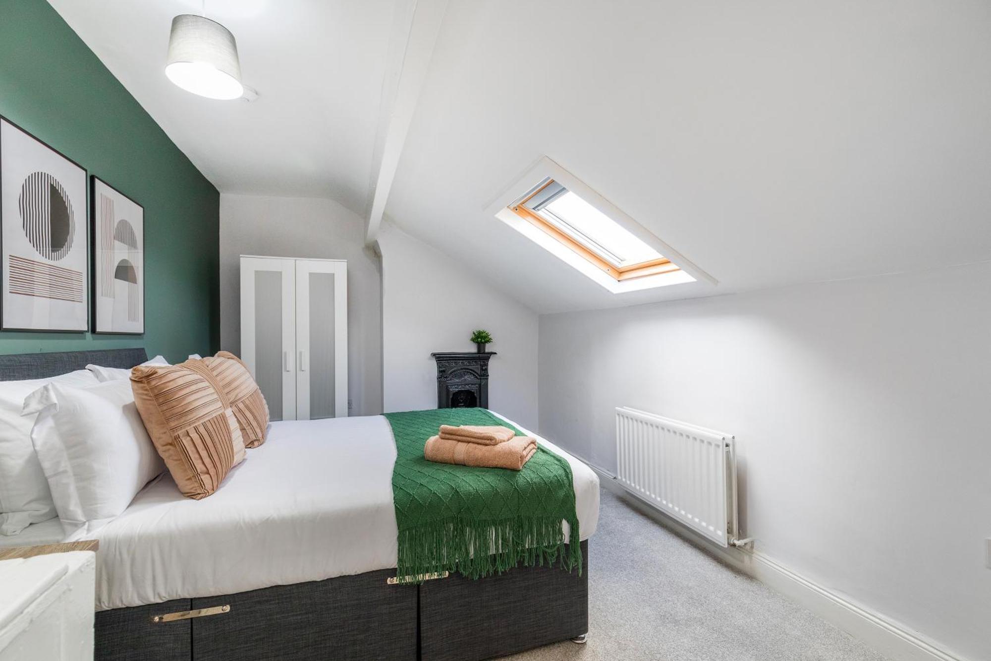 Spacious Two Bed House In Headingley リーズ エクステリア 写真